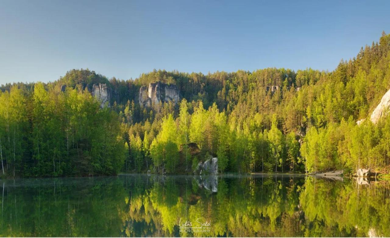 Srub na svahu sjezdovky v Radvanicích Radvanice  Exterior foto